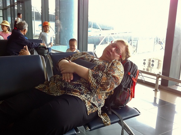 Сон в аэропорту